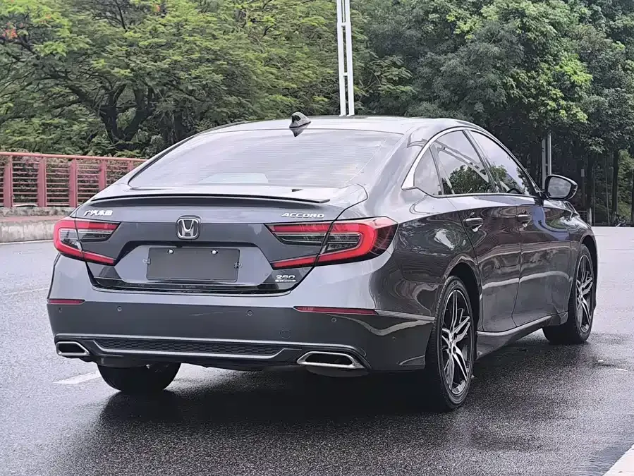 Honda Accord 2022 Accord 260TURBO Fantasy Night Premium Edition 2022 — миниатюра 2