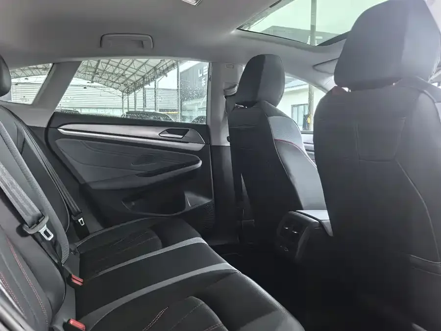 Volkswagen Lamando 2022 Lingdu Lingdu L 280TSI DSG Cool Edition 2022 — миниатюра 5