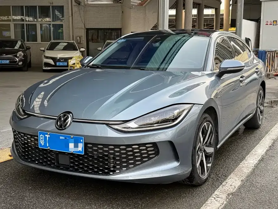 Volkswagen Lamando 2023 Lingdu Lingdu L 280TSI DSG Cool Edition 2023 — фото 1, купить с доставкой в Москву