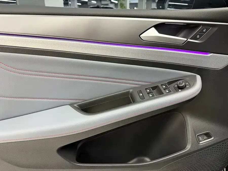 Volkswagen Lamando 2023 Lingdu Lingdu L 280TSI DSG Cool Edition 2023 — миниатюра 5