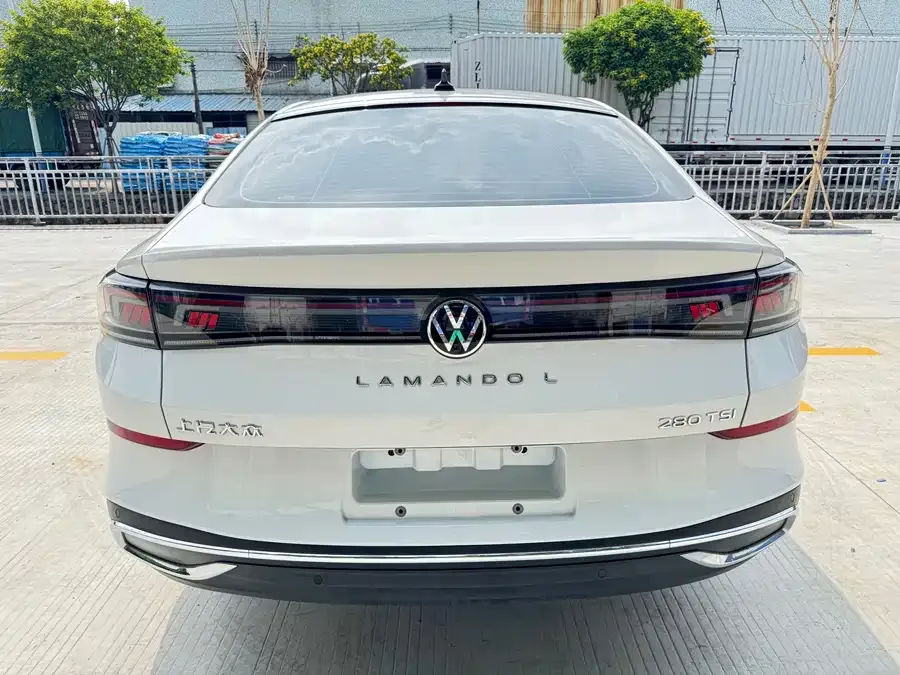 Volkswagen Lamando Lingdu 2023 Lingdu L 280TSI DSG Super Hot Flagship Edition 2023 — миниатюра 2