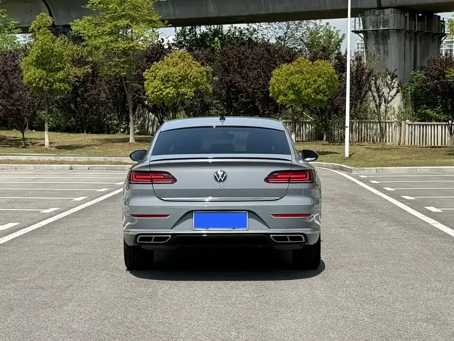 Volkswagen FAW- CC FAW-Volkswagen CC 2021 330TSI Dazzling Edition 2022 — миниатюра 2