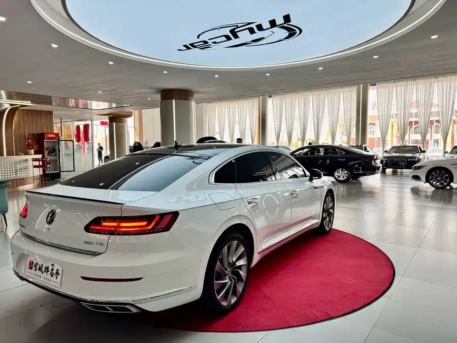 Volkswagen FAW- CC FAW-Volkswagen CC 2021 380TSI Eye-catching Edition 2022 — миниатюра 2