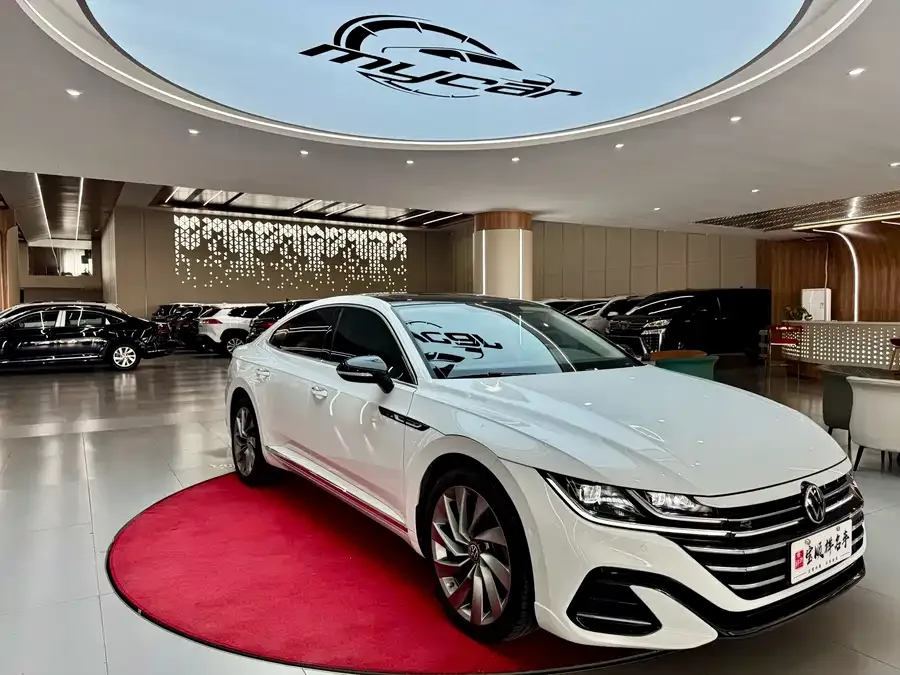 Volkswagen FAW- CC FAW-Volkswagen CC 2021 380TSI Eye-catching Edition 2022 — миниатюра 3
