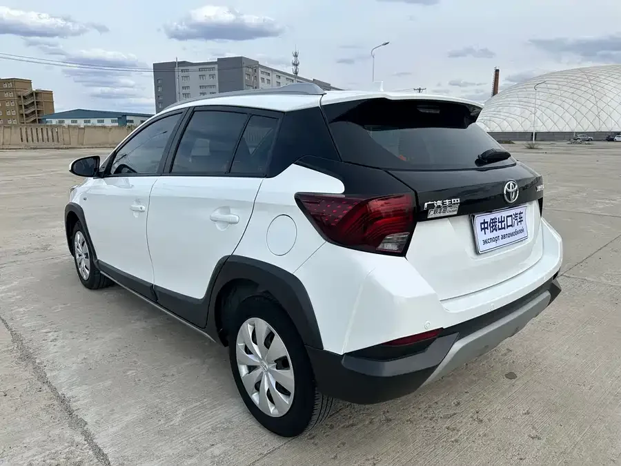 Toyota YARiS L YARiS L 2022 1.5L CVT Leading PLUS Edition 2022 — миниатюра 5