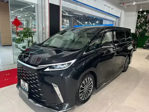 Lexus LM 2026 купить в Москве