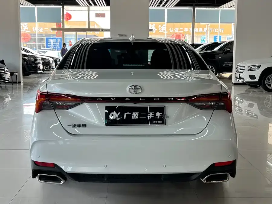 Toyota Avalon Avalon 2023 2.0L Luxury Edition 2023 — миниатюра 2