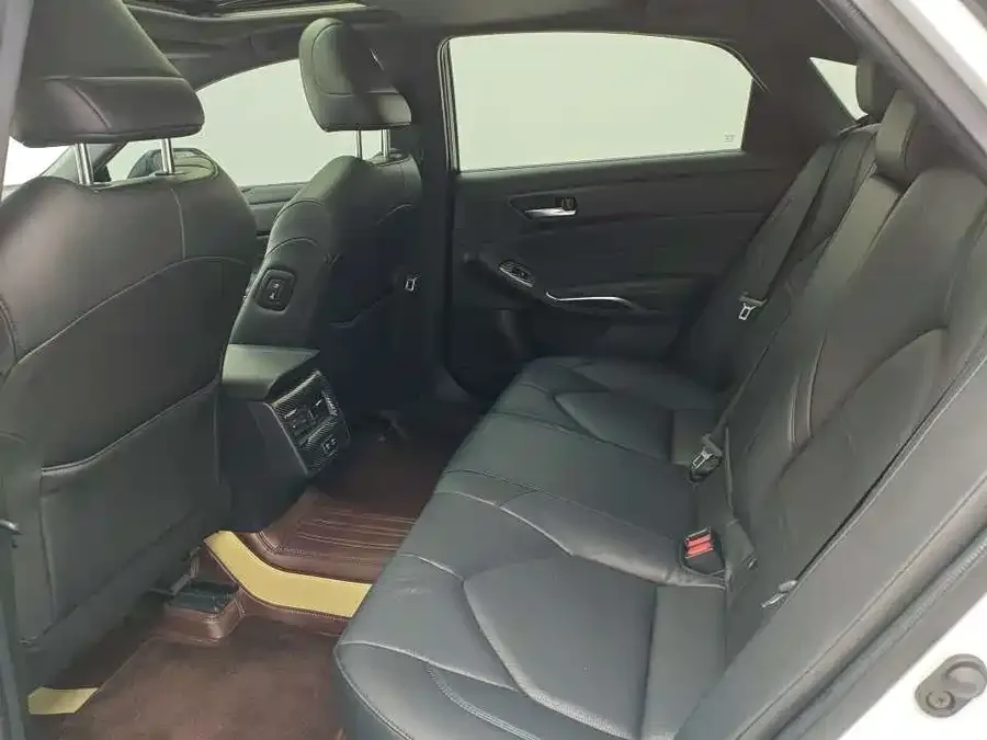 Toyota Avalon Asia Dragon 2019 2.0L Deluxe Edition National VI 2022 — миниатюра 4