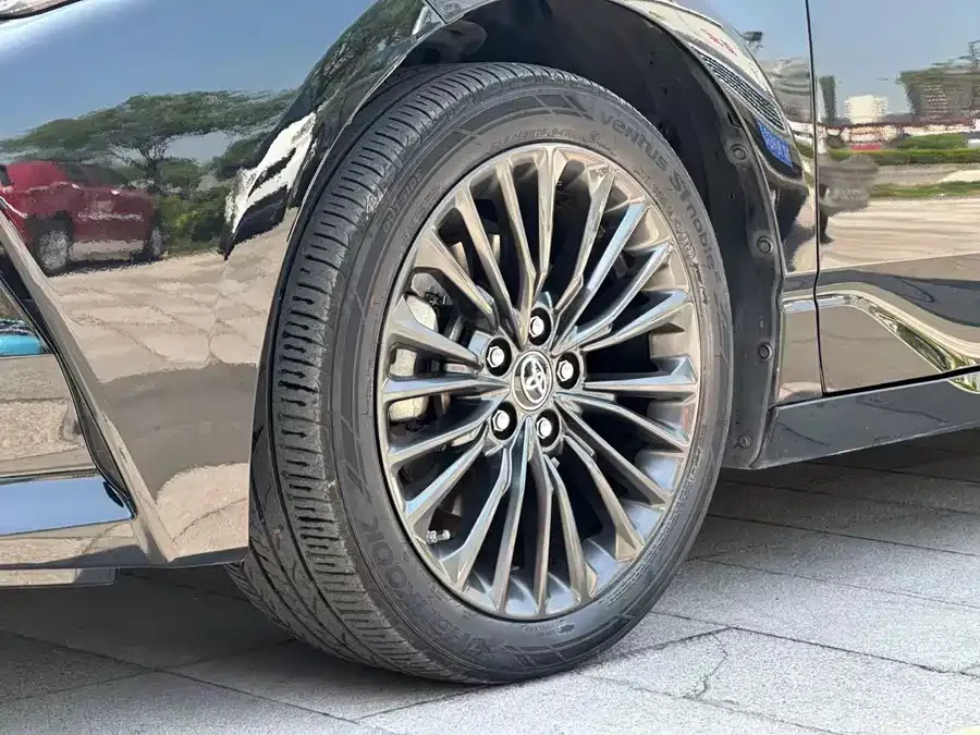 Toyota Avalon 2022 Avalon 2.0L XLE Premium Edition 2022 — миниатюра 2