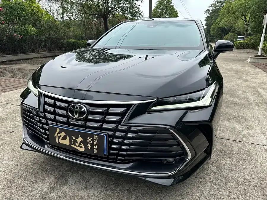 Toyota Avalon Avalon 2023 2.0L Luxury Edition 2024 — миниатюра 3