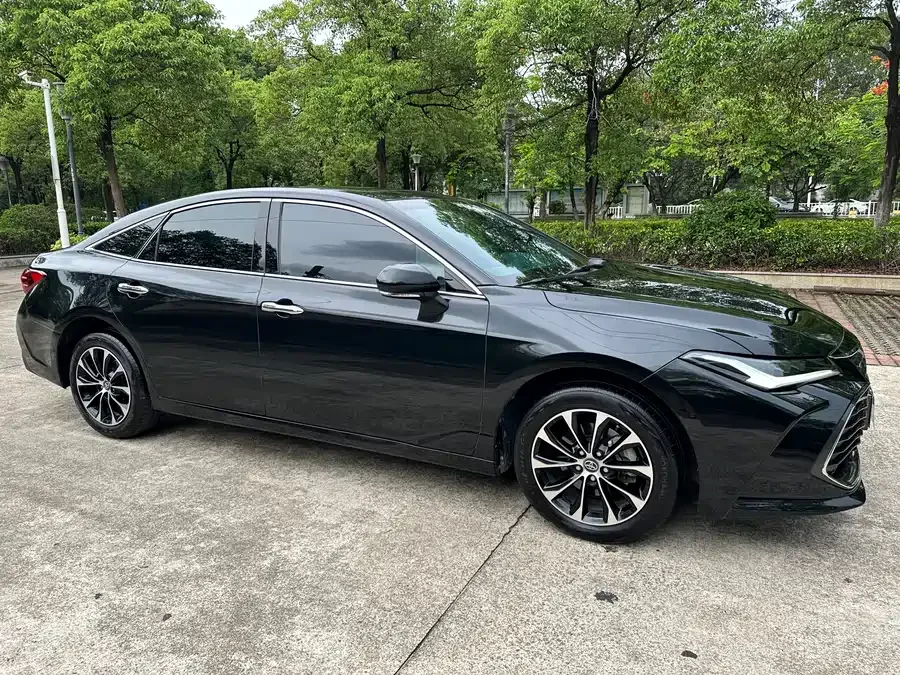 Toyota Avalon Avalon 2023 2.0L Luxury Edition 2024 — миниатюра 5