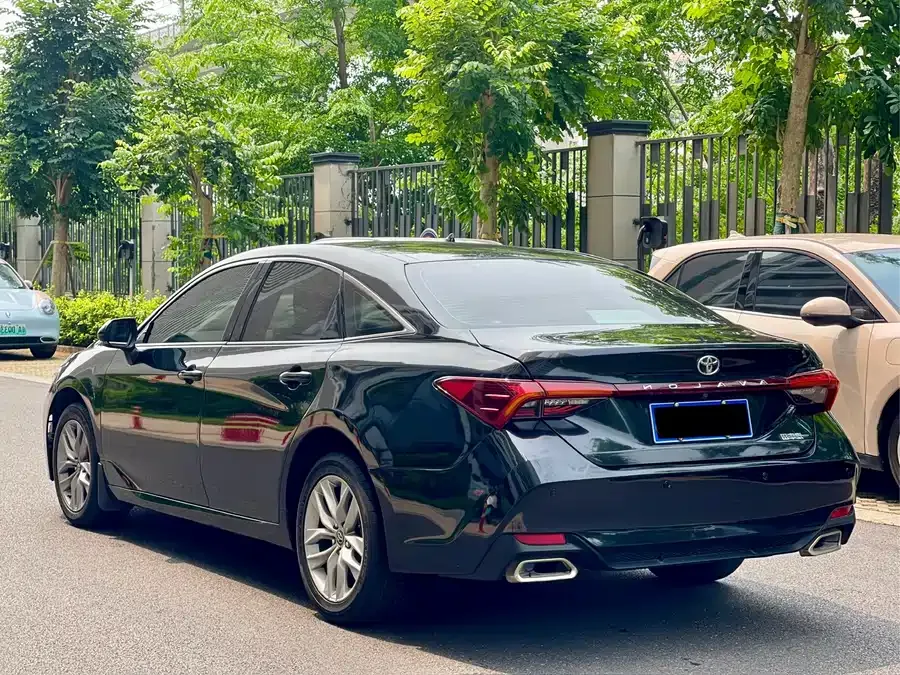 Toyota Avalon Asia Dragon 2019 2.0L Advanced Edition National VI 2022 — миниатюра 4
