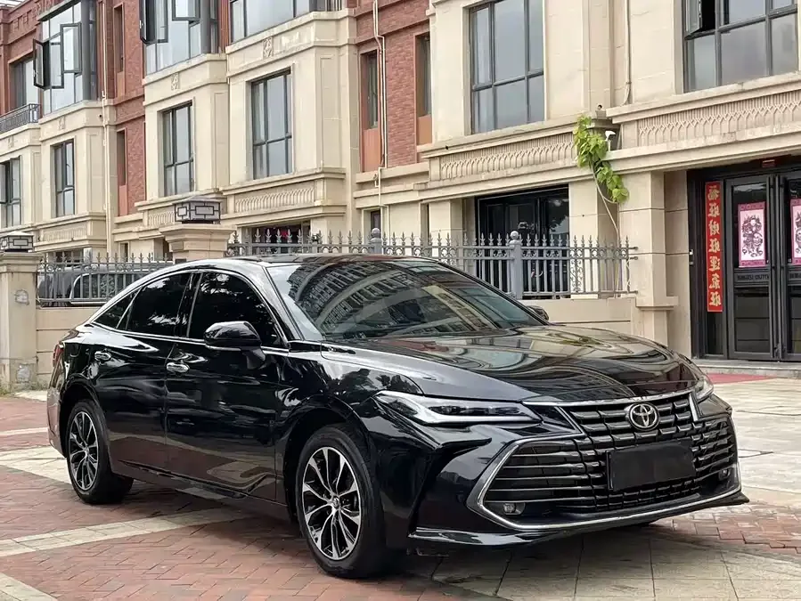 Toyota Avalon Avalon 2023 2.0L Luxury Edition 2023 — миниатюра 3
