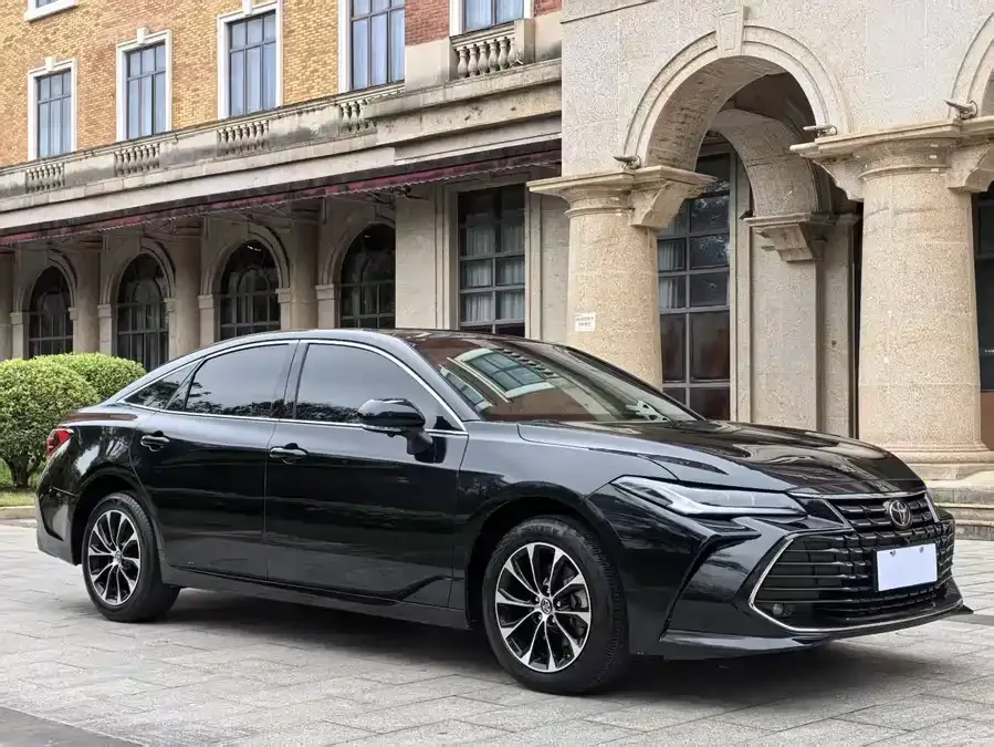 Toyota Avalon Asia Dragon 2022 2.0L Deluxe Edition 2024 — миниатюра 3
