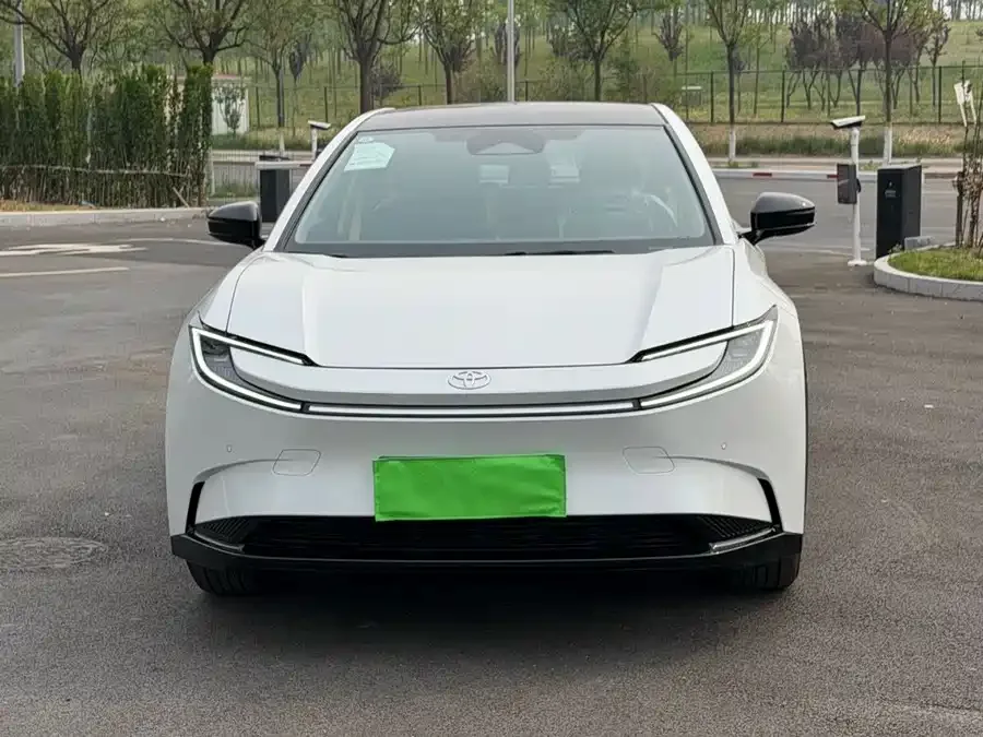 Toyota BZ Toyota bZ5 2025 550 JOY 2026 — миниатюра 3