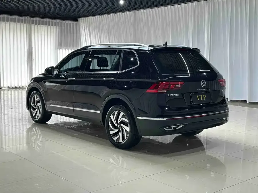 Volkswagen Tiguan L Tiguan L 2024 Outstanding Model 300TSI Automatic 2WD Longteng Edition 2024 — миниатюра 2
