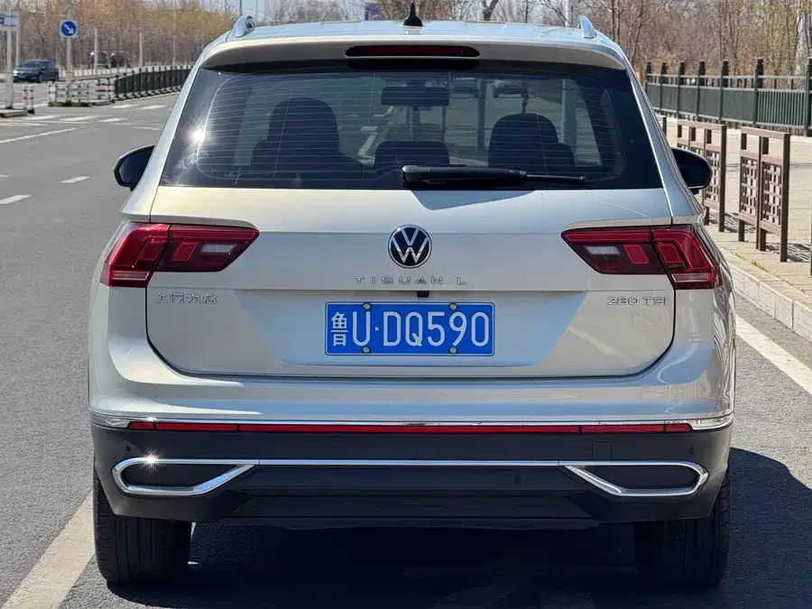 Volkswagen Tiguan L Tiguan L 2023 280TSI Automatic 2WD Trendy Limited Edition 2023 — миниатюра 2
