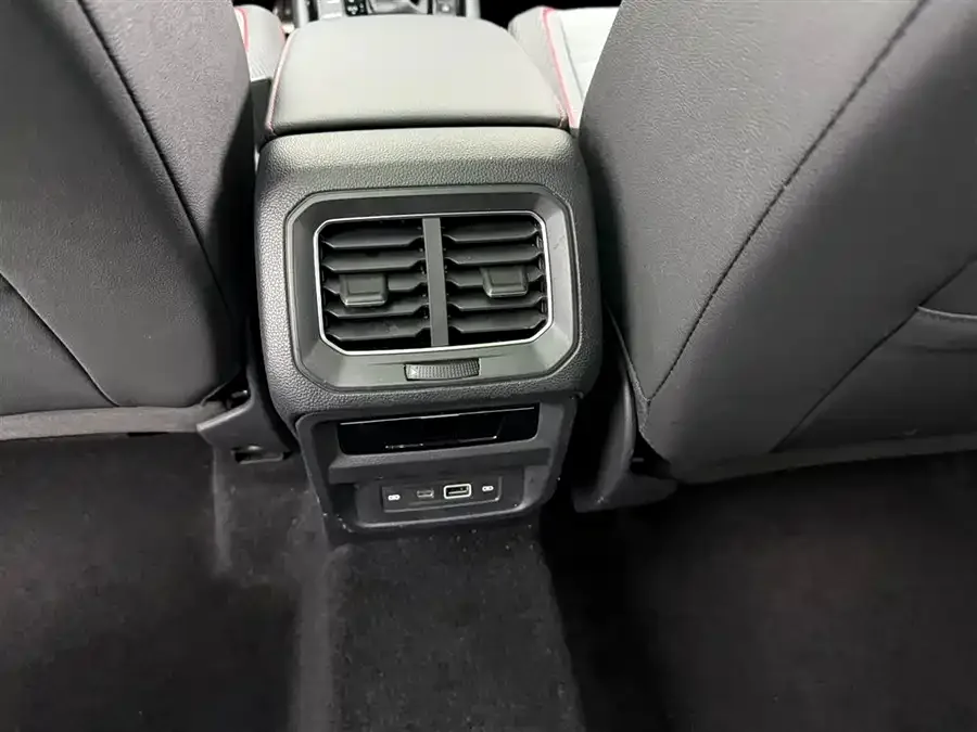 Volkswagen Tiguan L Tiguan L 2022 330TSI Automatic 2WD R-Line Flagship Edition 2022 — миниатюра 5