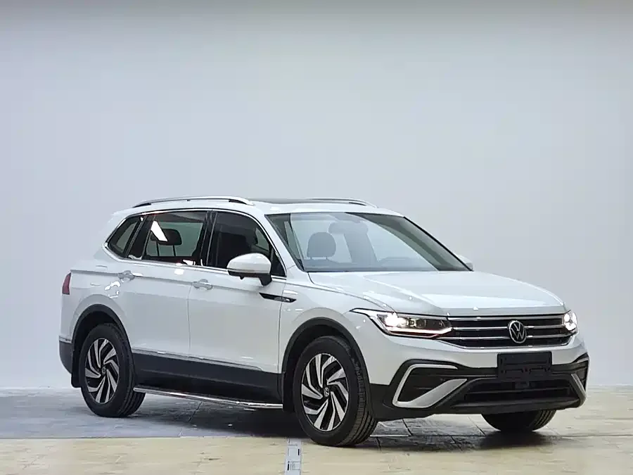 Volkswagen Tiguan L Tiguan L 2023 280TSI Automatic 2WD Trendy Limited Edition 2022 — миниатюра 3