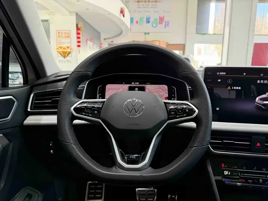 Volkswagen Tiguan L Tiguan L 2022 330TSI Automatic 2WD R-Line Enjoy Edition 2022 — миниатюра 2