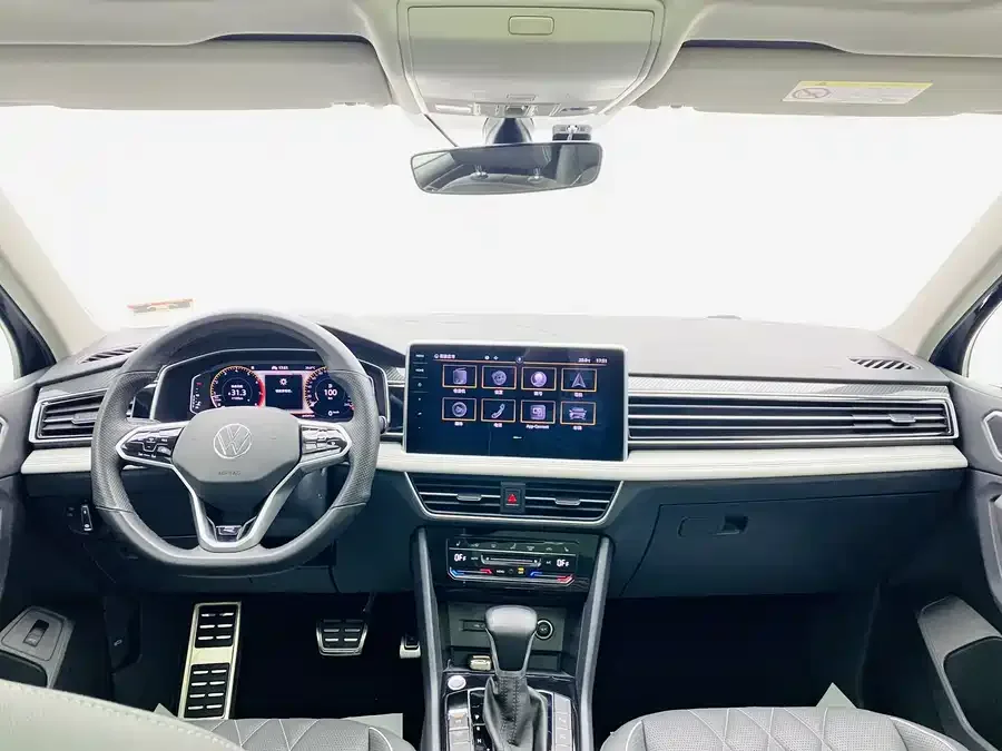 Volkswagen Tiguan L Tiguan L 2022 330TSI Automatic 2WD R-Line Enjoy Edition 2022 — миниатюра 4