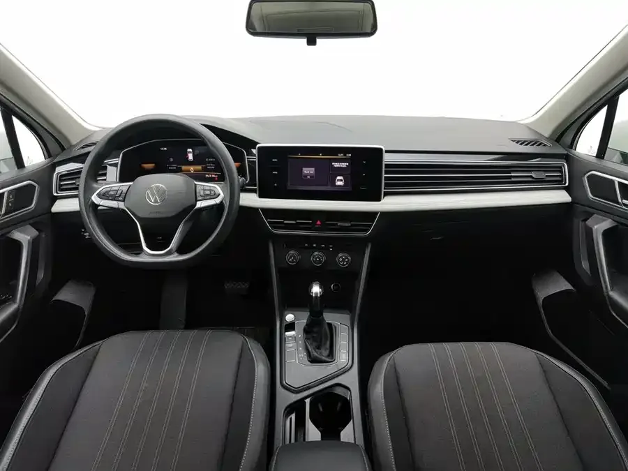Volkswagen Tiguan L Tiguan L 2022 330TSI Automatic 2WD Comfort Edition 2022 — миниатюра 2