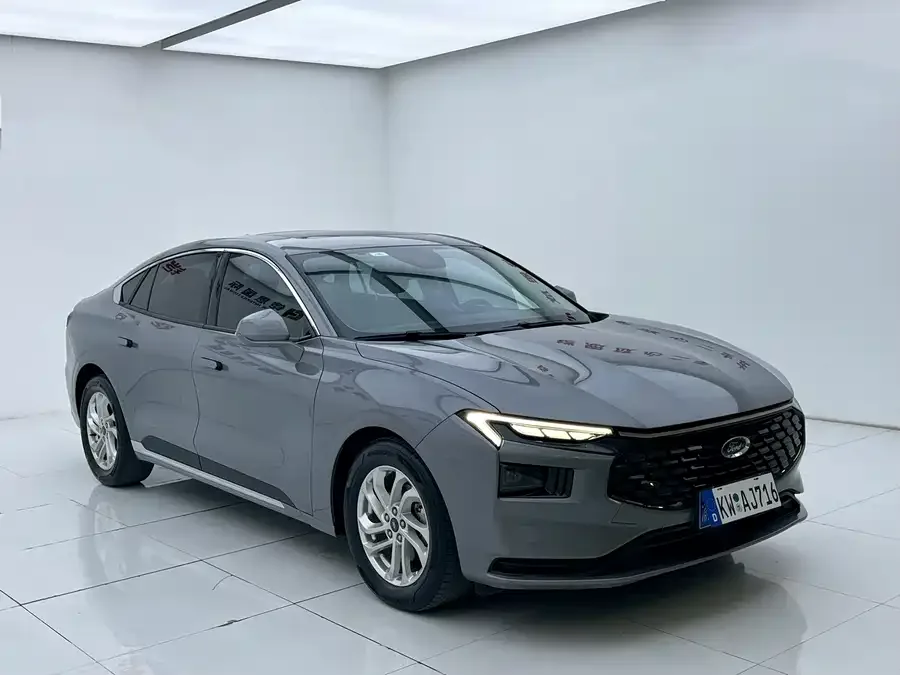Ford Mondeo 2022 Mondeo EcoBoost 245 Fashion Edition 2023 — миниатюра 3