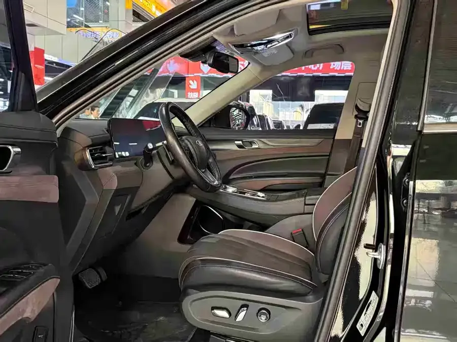 Ford Lingyu Lingyu 2023 EcoBoost 225 Premium 7-seater (2/2/3) 2023 — миниатюра 4