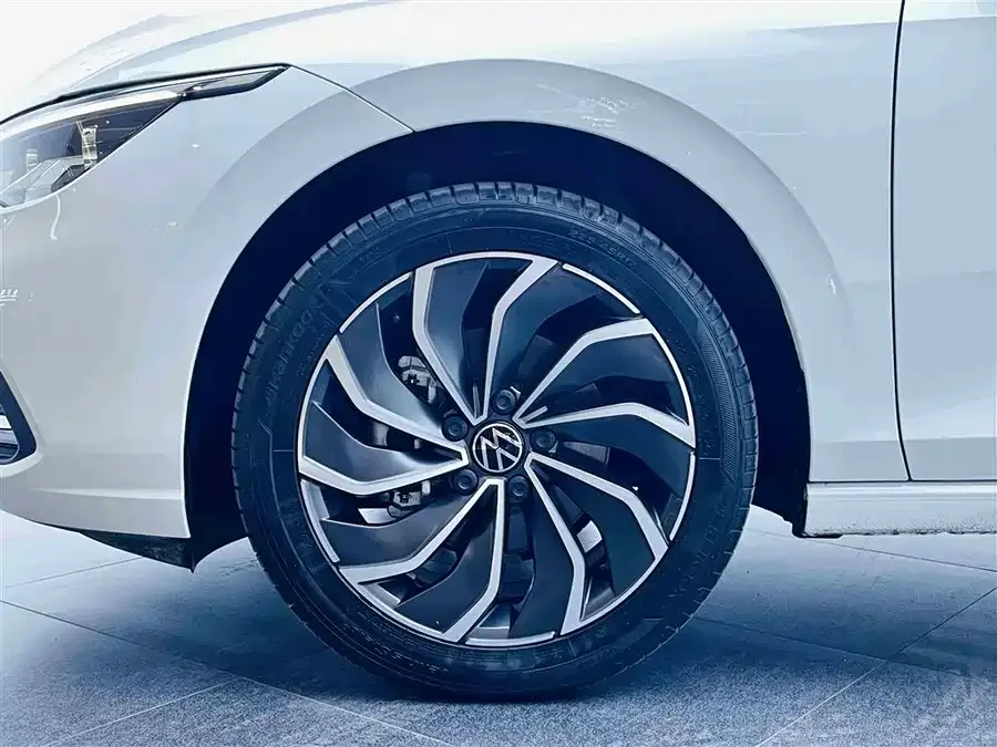 Volkswagen golf Golf 2024 280TSI DSG Pro Master Edition 2024 — миниатюра 4