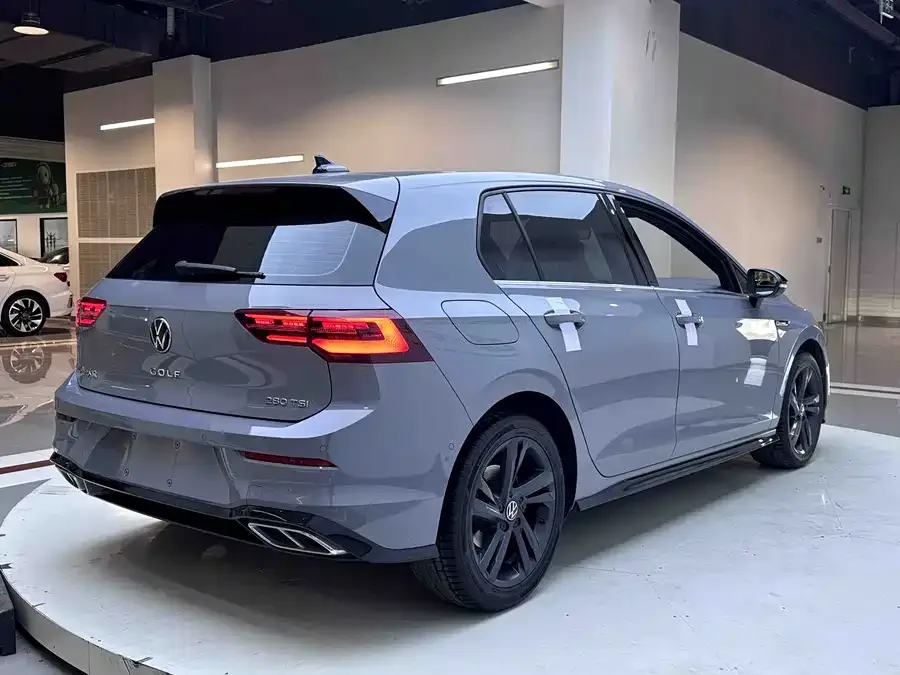 Volkswagen golf Golf 2021 280TSI DSG R-Line 2022 — миниатюра 4