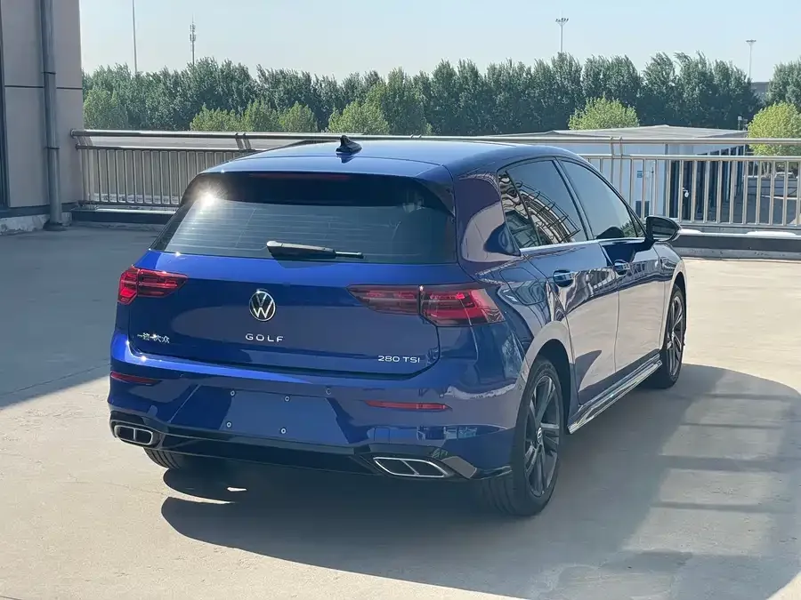 Volkswagen golf Golf 2021 280TSI DSG R-Line 2022 — миниатюра 2