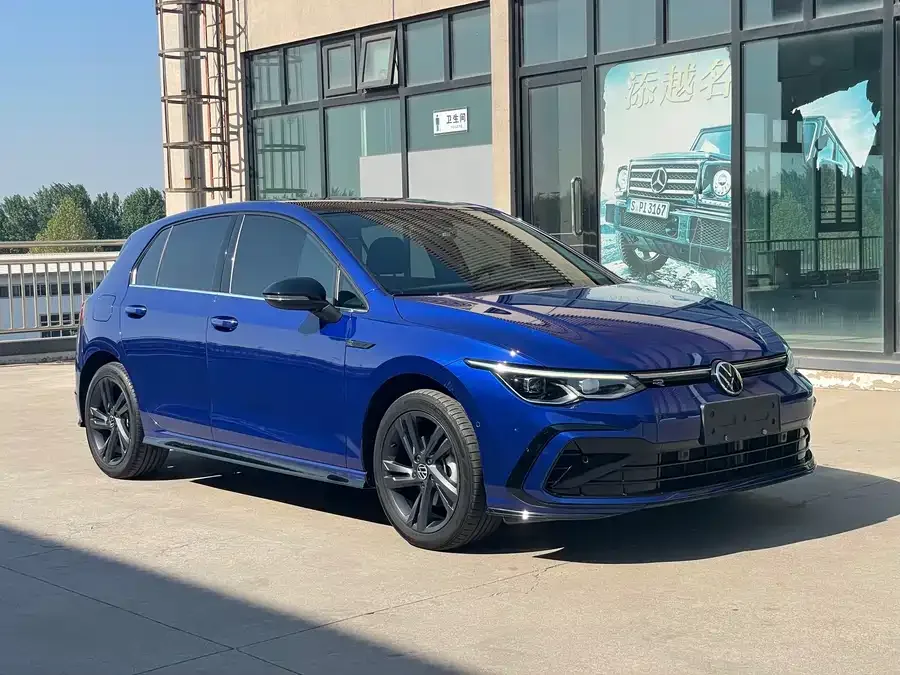 Volkswagen golf Golf 2021 280TSI DSG R-Line 2022 — миниатюра 3