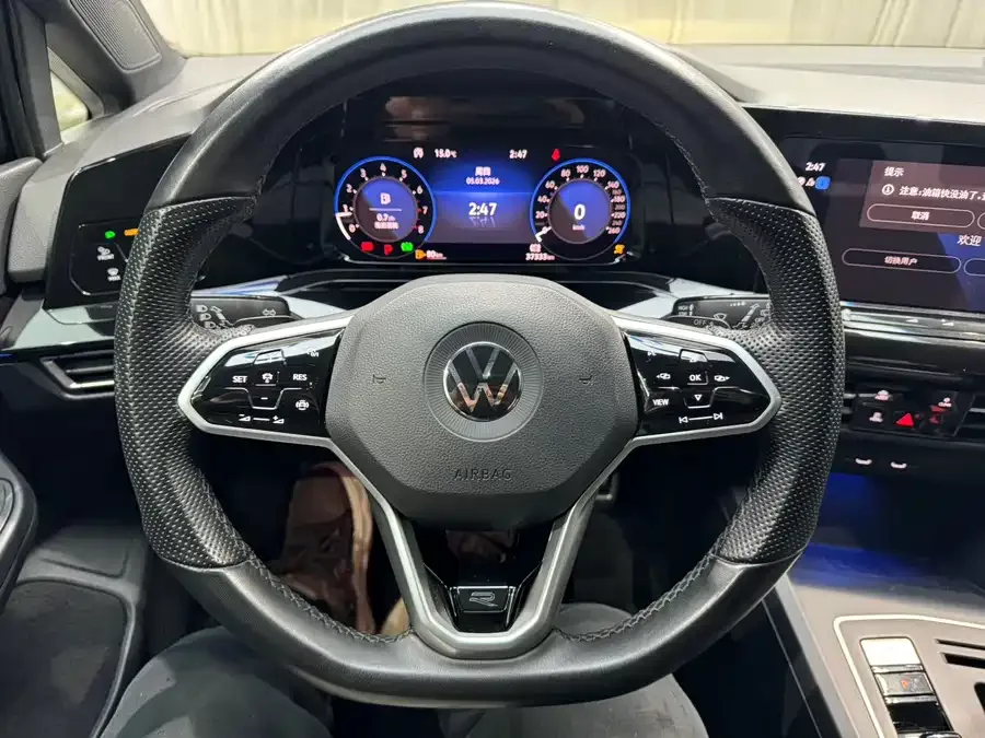 Volkswagen golf Golf 2021 280TSI DSG R-Line 2022 — миниатюра 4