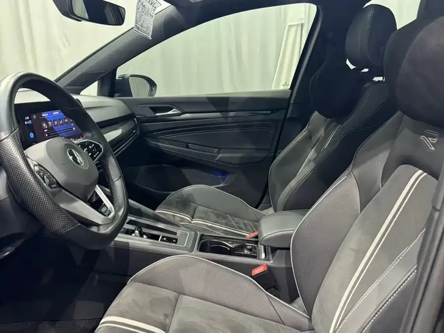 Volkswagen golf Golf 2021 280TSI DSG R-Line 2022 — миниатюра 5