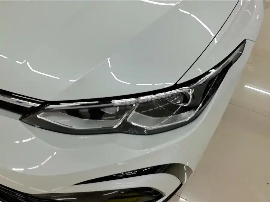 Volkswagen golf Golf 2023 facelift 280TSI DSG R-Line Lite 2024 — миниатюра 2