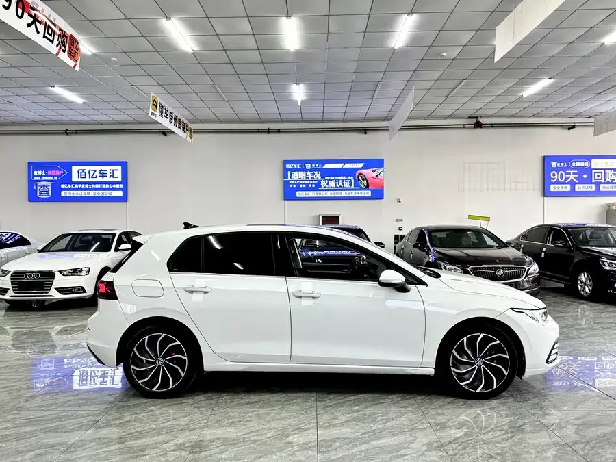 Volkswagen golf Golf 2021 280TSI DSG Pro First Edition 2022 — миниатюра 4