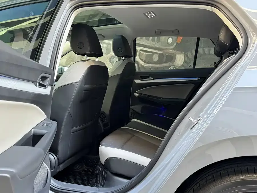 Volkswagen golf Golf 2021 280TSI DSG Pro 2022 — миниатюра 5