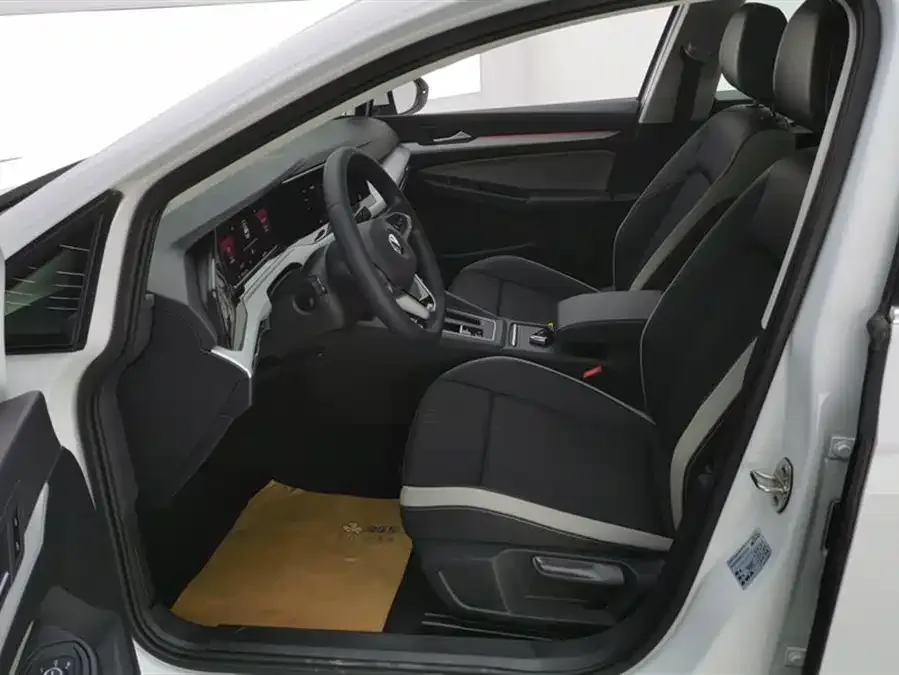 Volkswagen golf Golf 2021 280TSI DSG Pro 2022 — миниатюра 3