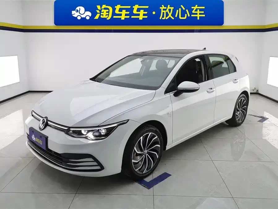 Volkswagen golf Golf 2021 280TSI DSG Pro 2022 — фото 1, купить с доставкой в Москву