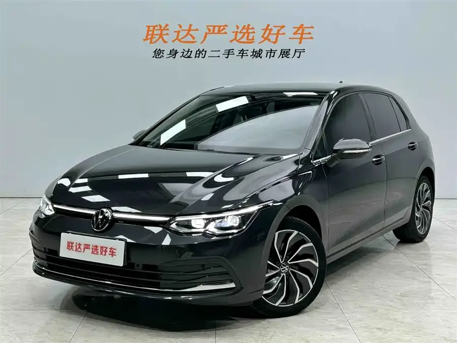 Volkswagen golf Golf 2021 280TSI DSG Pro 2022 — фото 1, купить с доставкой в Москву