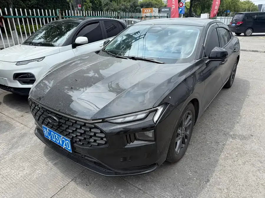 Ford Mondeo Mondeo 2025 1.5T EcoBoost Luxury Edition 2025 — фото 1, купить с доставкой в Москву