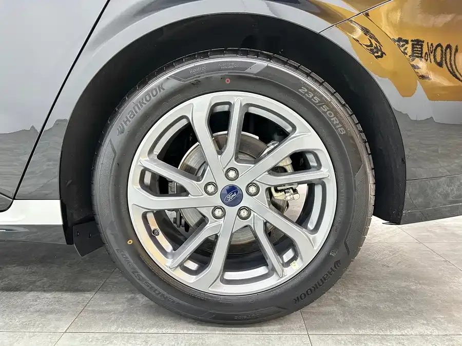 Ford Mondeo 2023 Mondeo EcoBoost 180 Luxury 2023 — миниатюра 5