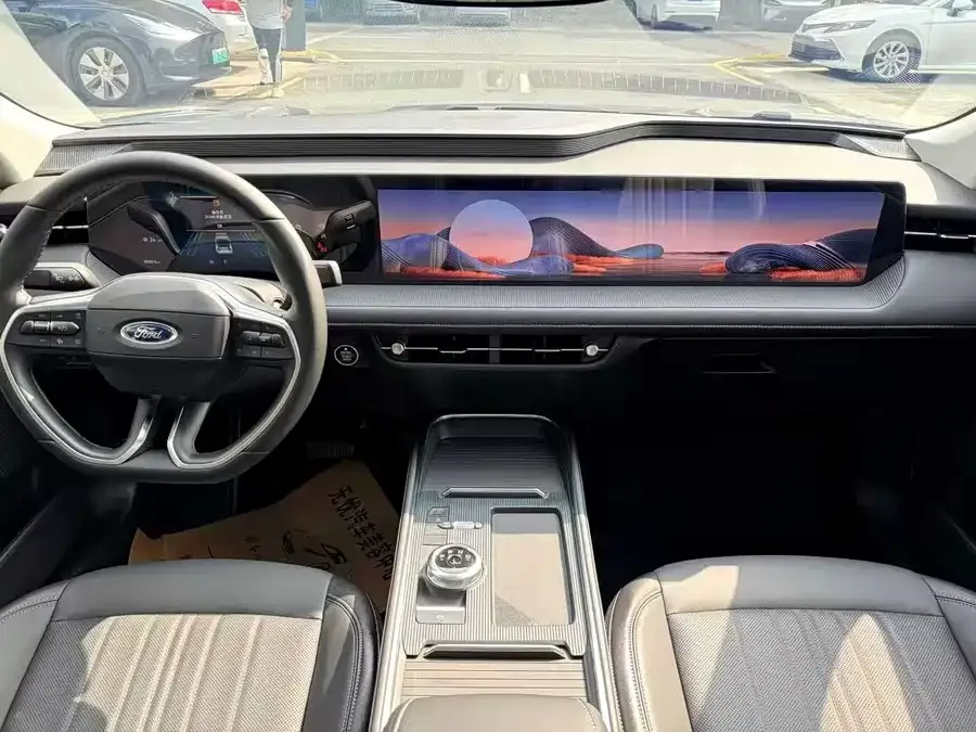 Ford Mondeo 2023 Mondeo EcoBoost 245 Luxury 2024 — миниатюра 2