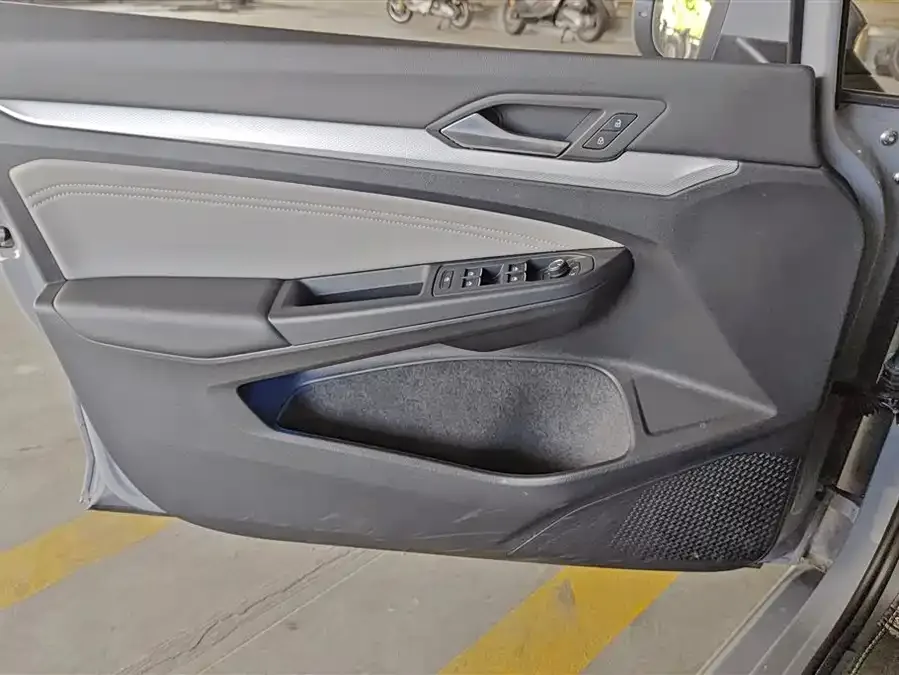 Volkswagen golf Golf 2023 280TSI DSG Pro 2023 — миниатюра 4