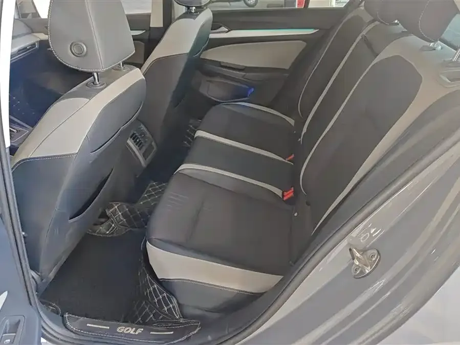 Volkswagen golf Golf 2023 280TSI DSG Pro 2023 — миниатюра 5