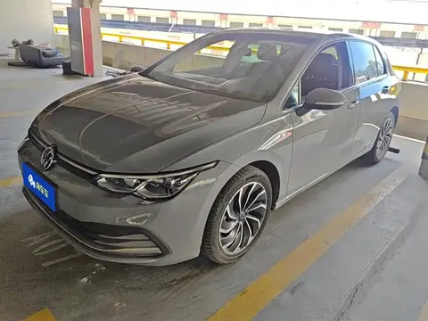 Volkswagen golf 2023 купить в Москве