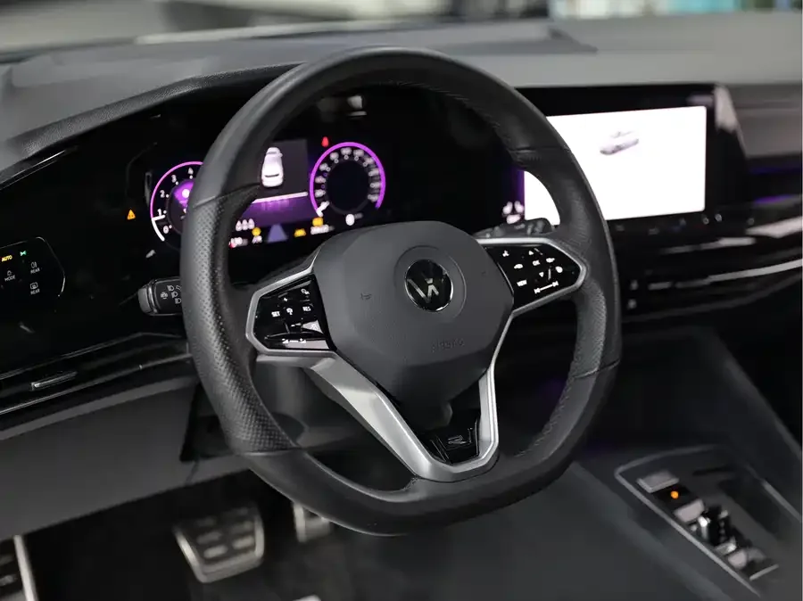 Volkswagen golf Golf 2023 280TSI DSG R-Line 2024 — миниатюра 4