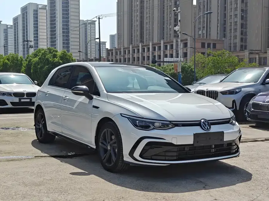 Volkswagen golf Golf 2023 280TSI DSG R-Line Lite 2023 — миниатюра 3