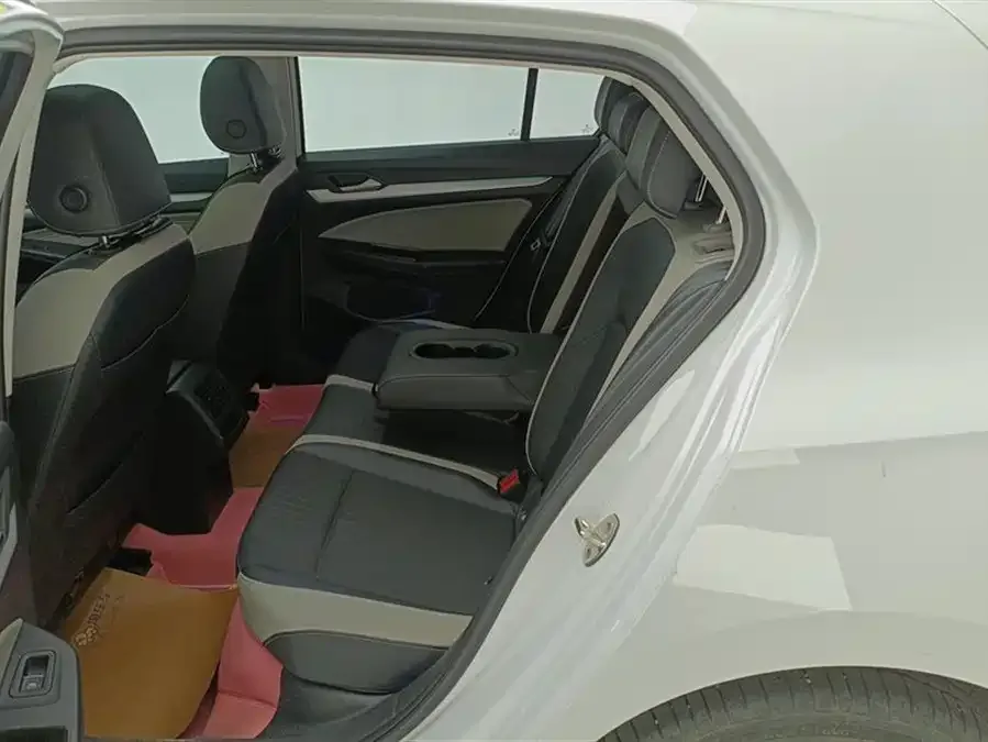 Volkswagen golf Golf 2023 facelift 280TSI DSG Pro 2024 — миниатюра 5