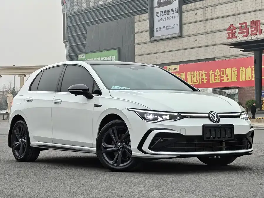 Volkswagen golf Golf 2021 280TSI DSG R-Line 2024 — миниатюра 3